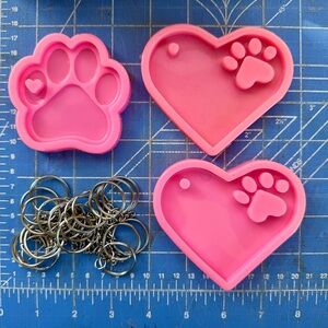 Silicone Pink Paw and Heart Shaped Pet Tags molds